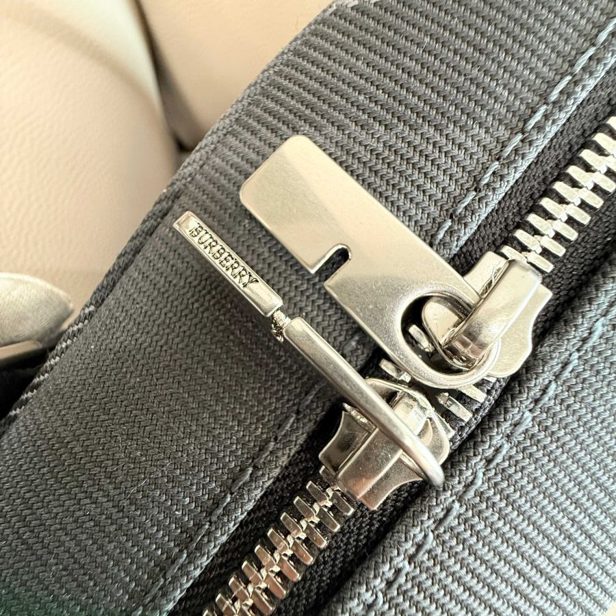 1:1 Replica Burberry bag more details — 1:1 Replica — photo 6