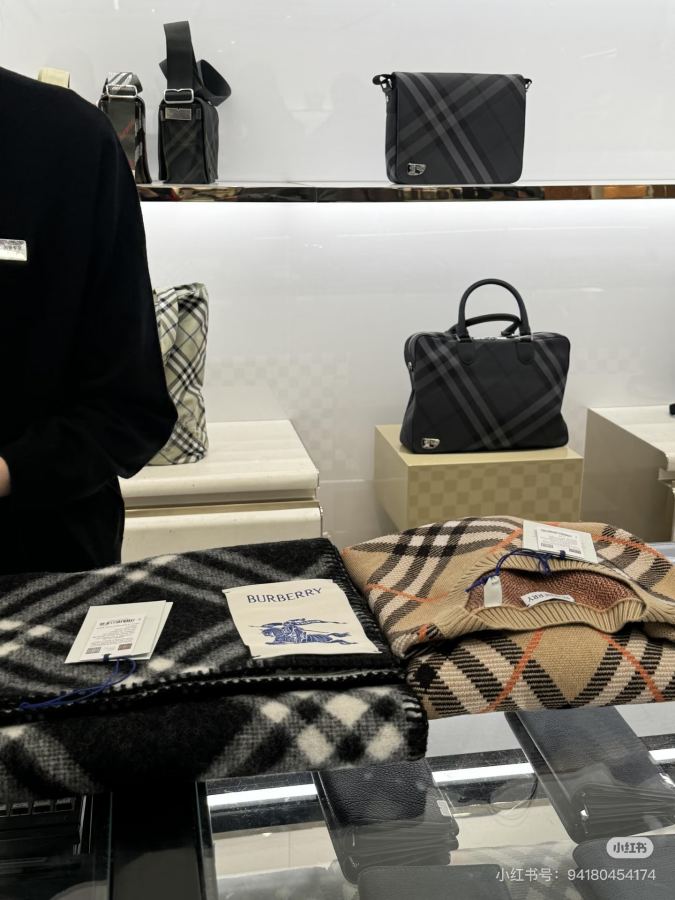 1:1 Replica Grid briefcase — 1:1 Replica — photo 7