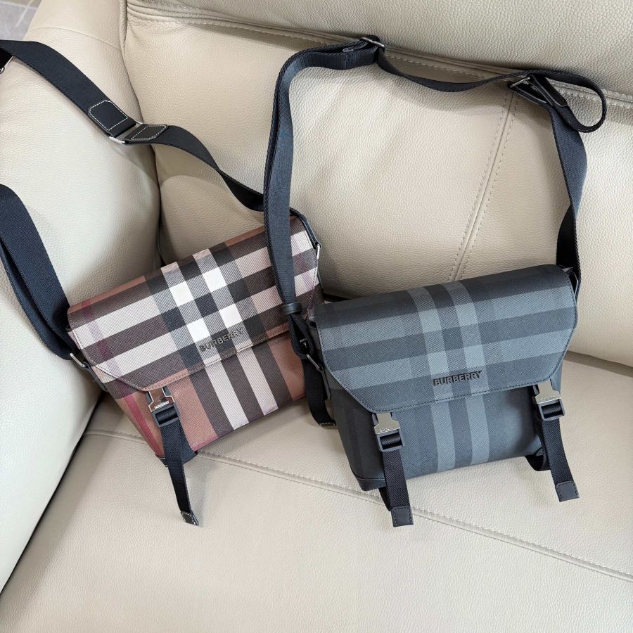 1:1 Replica Burberry bag 2 colors — 1:1 Replica — photo 2