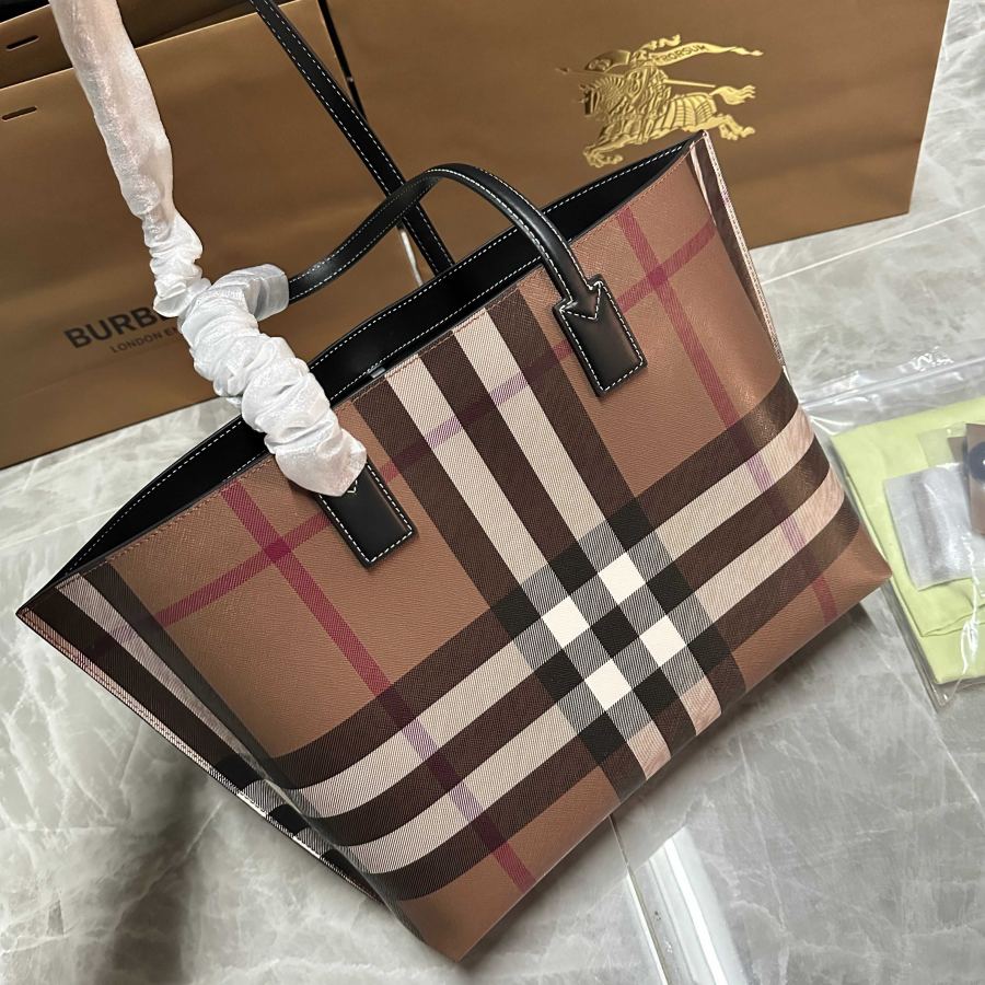 1:1 Replica Burberry bag tote — Premium Replica — photo 2