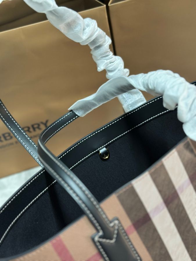 1:1 Replica Burberry bag tote — Premium Replica — photo 8
