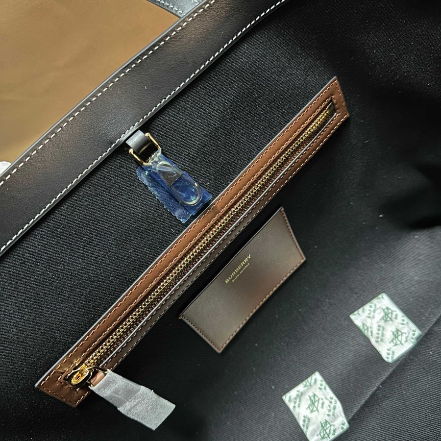 1:1 Replica Burberry bag tote — Premium Replica — photo 6