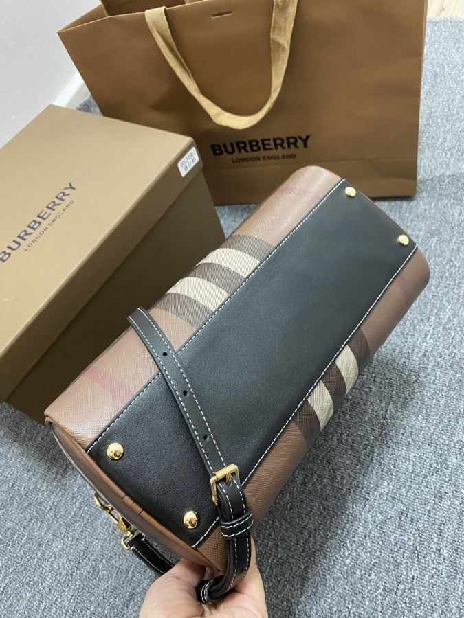 1:1 Replica Burberry bag bur — AAA Quality Replica — photo 5
