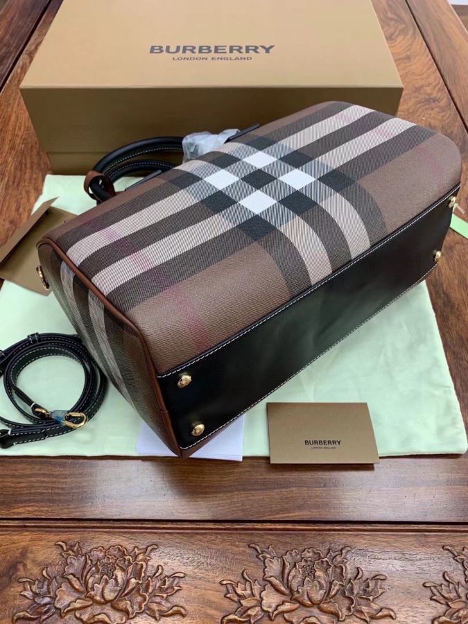 1:1 Replica Burberry bag genuine — AAA Quality Replica — photo 6