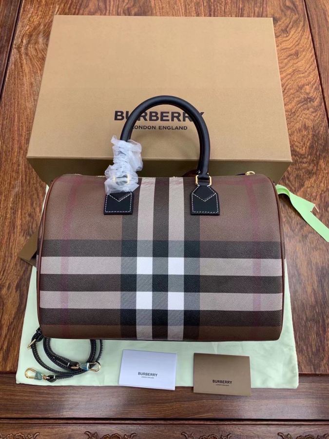 1:1 Replica Burberry bag genuine — AAA Quality Replica — photo 2