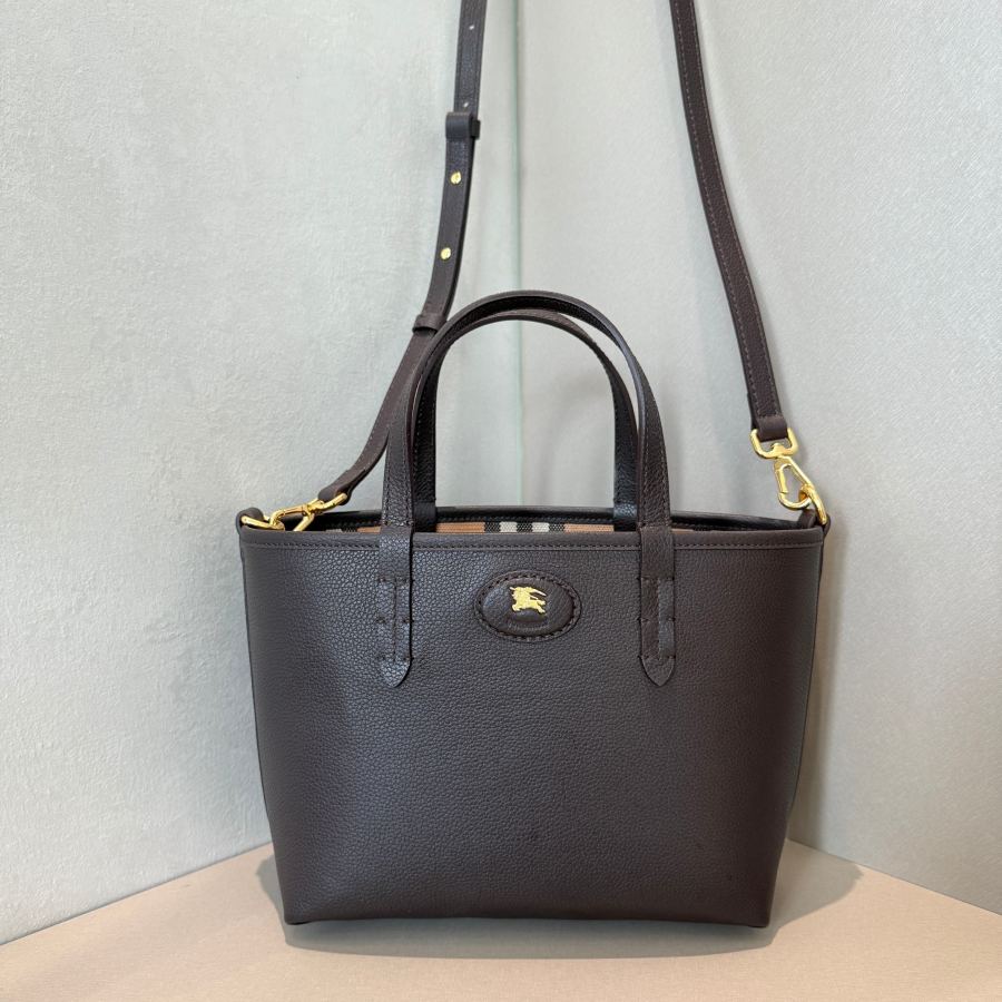 1:1 Replica Burberry bag Reversible small tote — AAA Quality Replica — photo 7