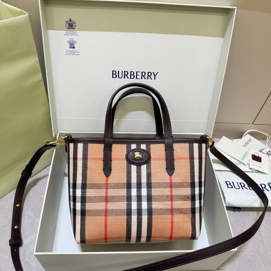 1:1 Replica Burberry bag Reversible small tote — AAA Quality Replica — photo 2