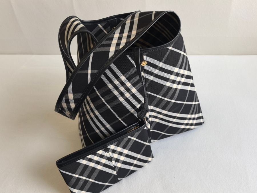 1:1 Replica Burberry bag Black — 1:1 Replica — photo 2