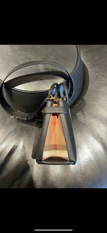 1:1 Replica Burberry bag Banner — Premium Replica — photo 7
