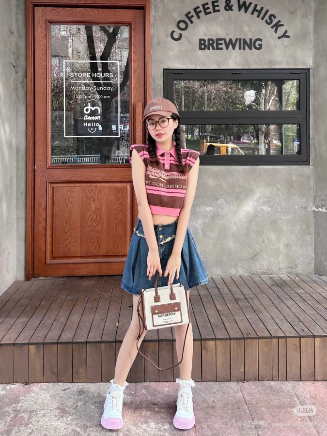 1:1 Replica Burberry bag mini tote bag — 1:1 Replica — photo 4