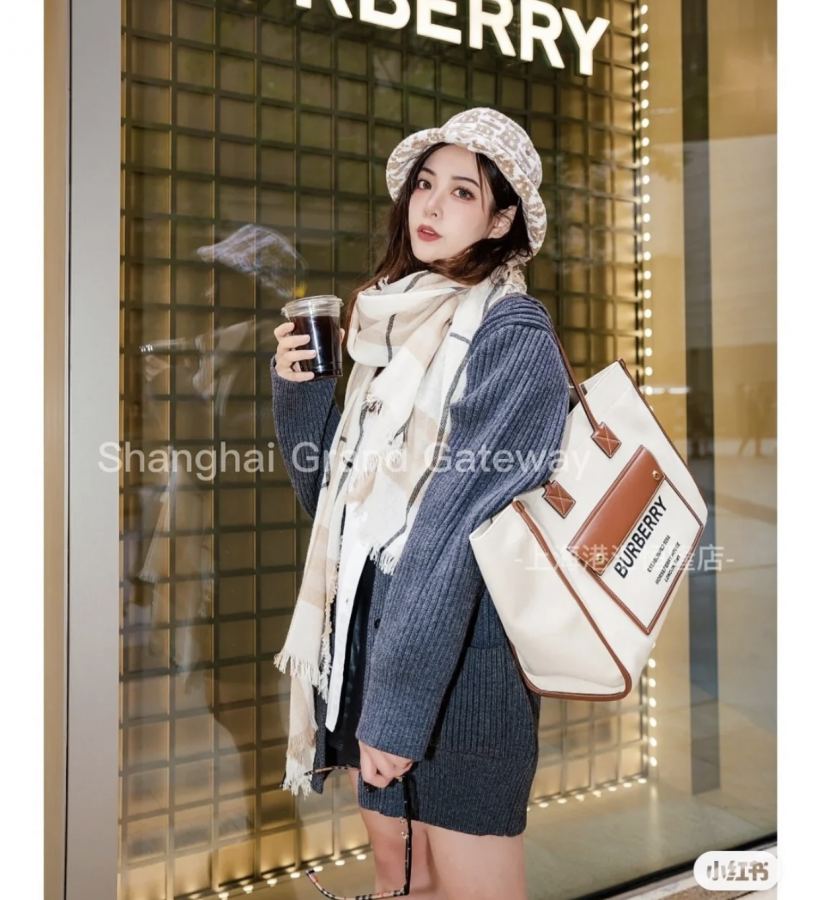 1:1 Replica Burberry bag x16x30cm — AAA Quality Replica — photo 6