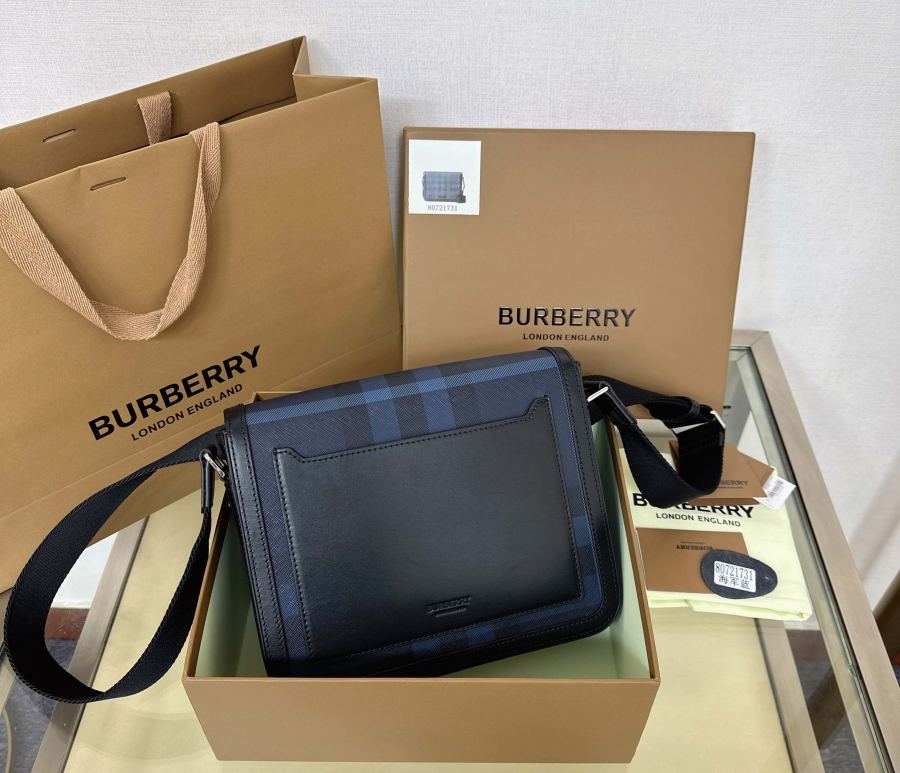 1:1 Replica Burberry bag Untitled — 1:1 Replica — photo 3