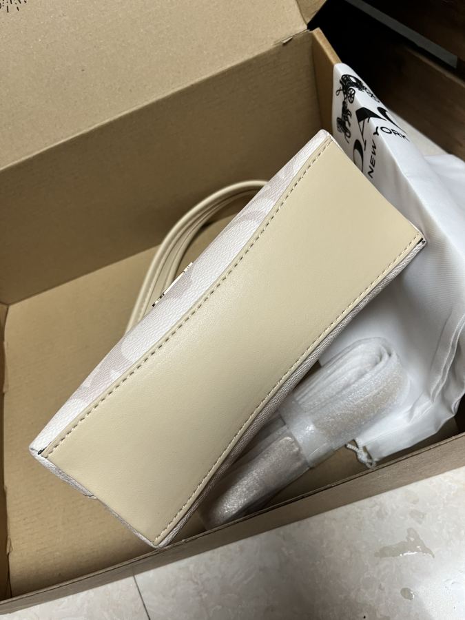 1:1 Replica COACH bag Free shipping — 1:1 Replica — photo 2