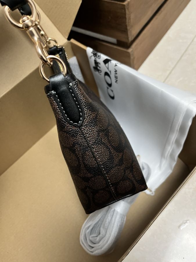 1:1 Replica COACH bag Free shipping — AAA Quality Replica — photo 4