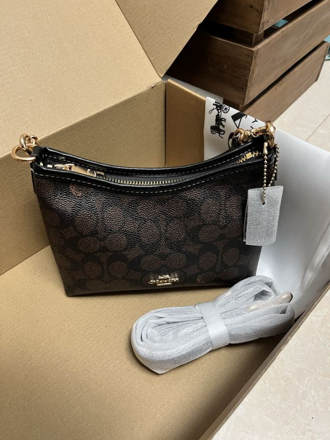1:1 Replica COACH bag Free shipping — AAA Quality Replica — photo 3