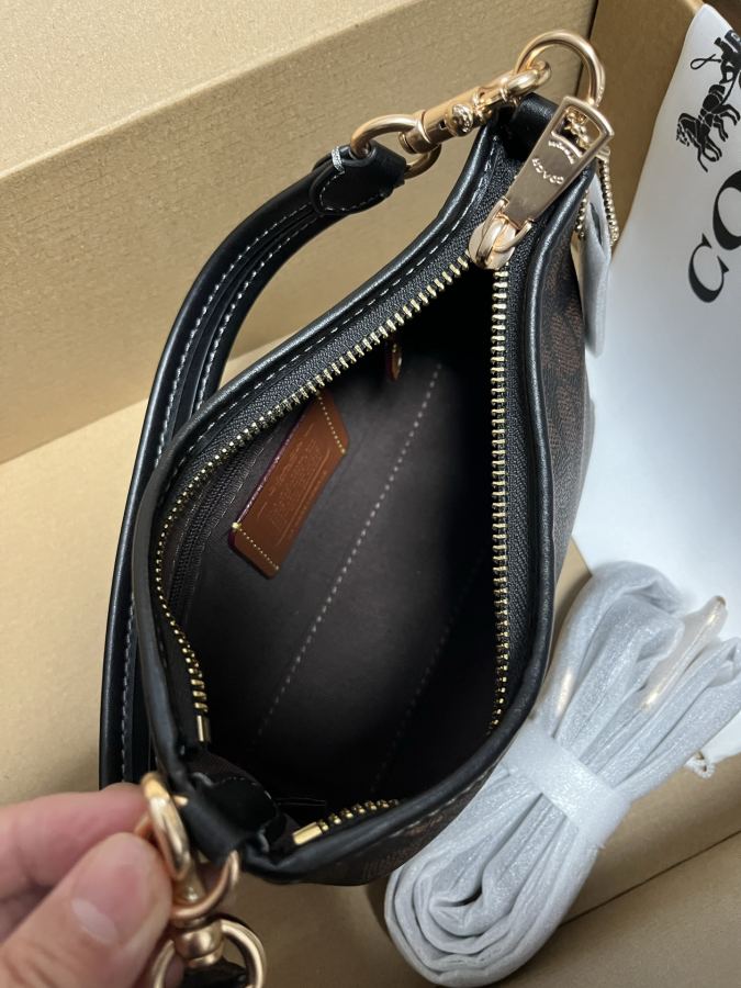 1:1 Replica COACH bag Free shipping — AAA Quality Replica — photo 5