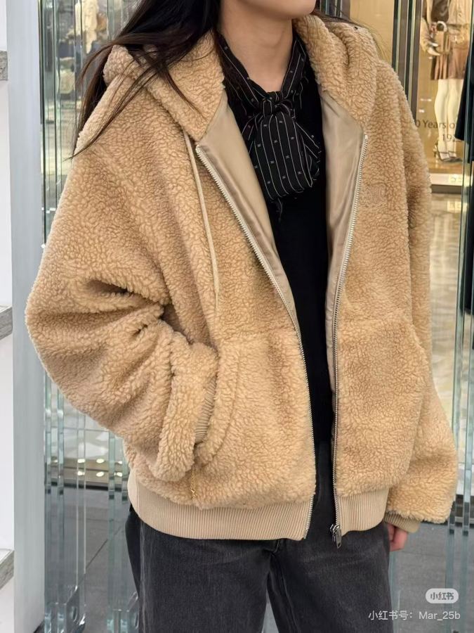1:1 Replica Celine Women CELINE + — AAA Quality Replica — photo 3