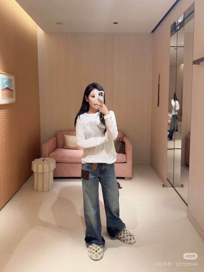 1:1 Replica Prada Women Prad*2026 New T “ ” SML — Premium Replica — photo 5