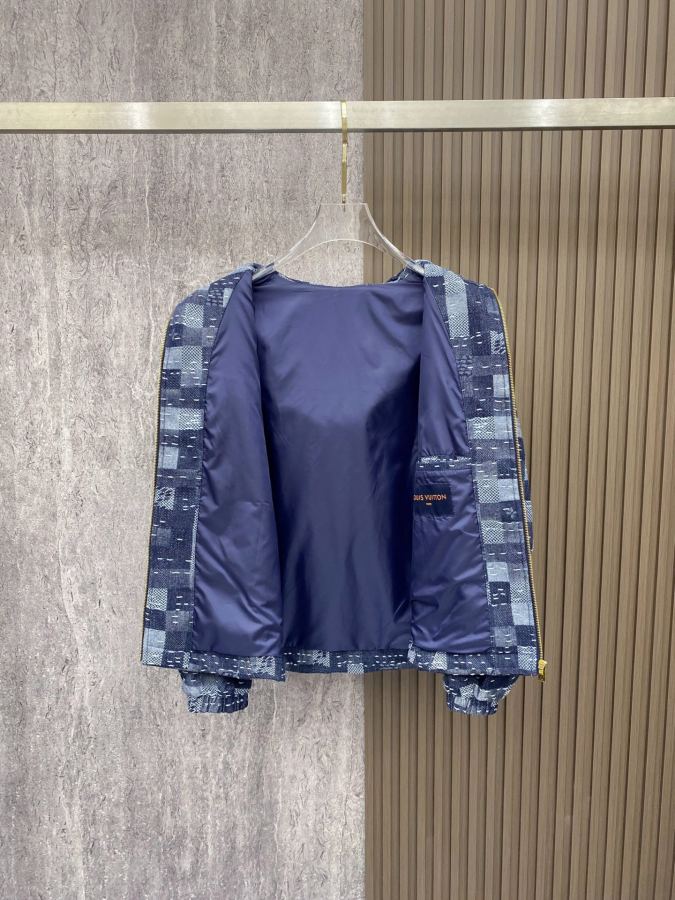 1:1 Replica LV men LV 2026ss New — AAA Quality Replica — photo 9