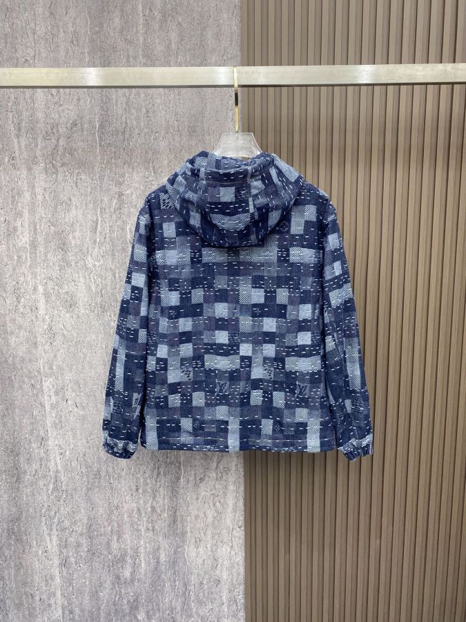 1:1 Replica LV men LV 2026ss New — AAA Quality Replica — photo 2