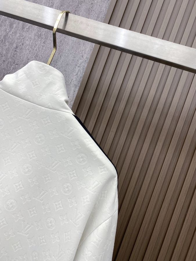 1:1 Replica LV men LV 2026ss — AAA Quality Replica — photo 3