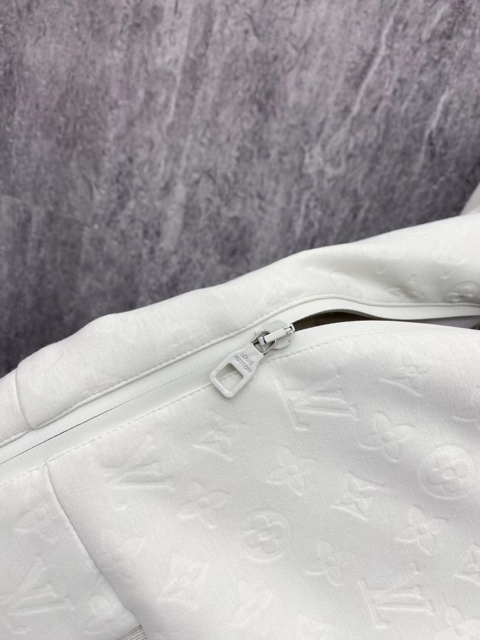 1:1 Replica LV men LV 2026ss — AAA Quality Replica — photo 8