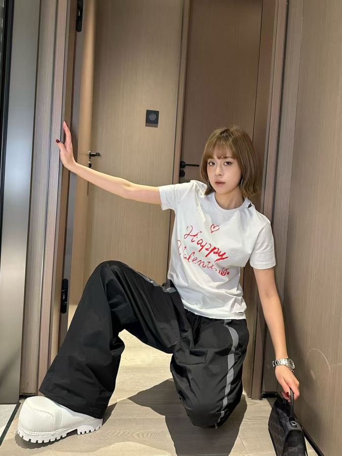 1:1 Replica BALENCIAGA Women — AAA Quality Replica — photo 2
