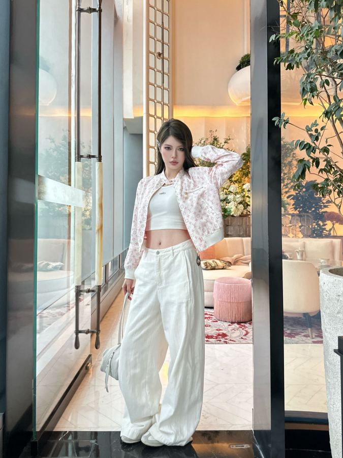 1:1 Replica LV Women — Premium Replica — photo 9