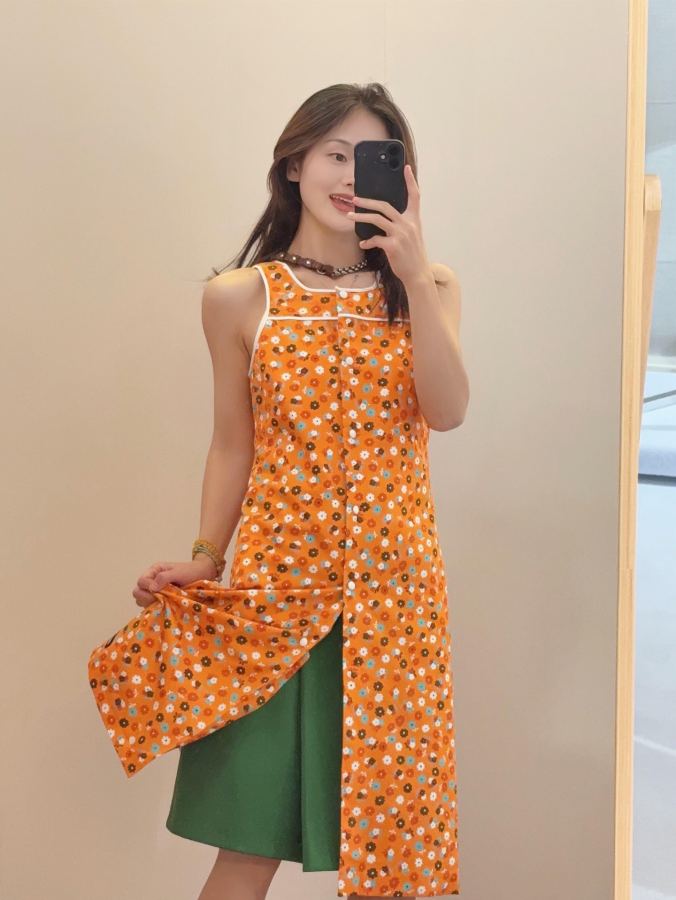 1:1 Replica Miumiu Women — AAA Quality Replica