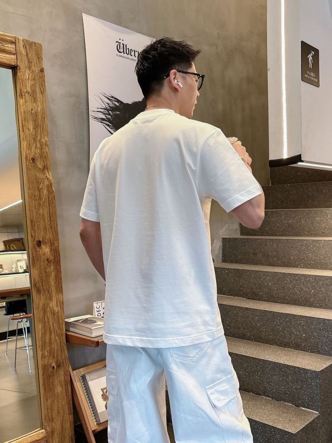 1:1 Replica Prada men Prada 2026ss T logo — AAA Quality Replica — photo 2