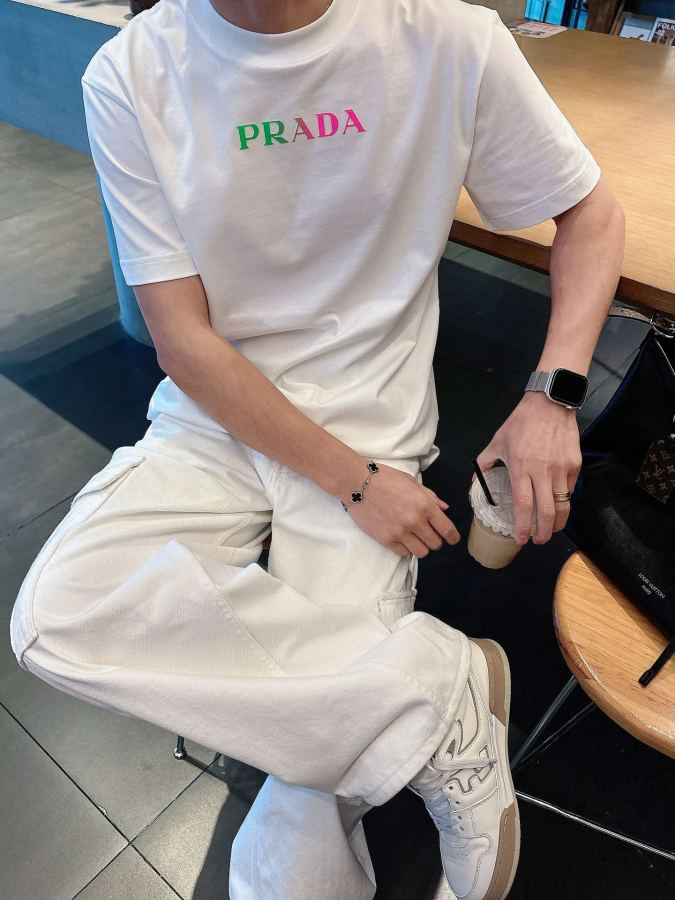 1:1 Replica Prada men Prada 2026ss T logo — AAA Quality Replica — photo 11