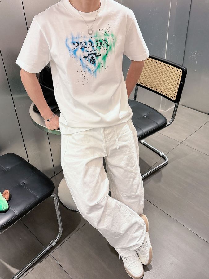 1:1 Replica Prada men Prada 2026ss New T logo. — Premium Replica — photo 8