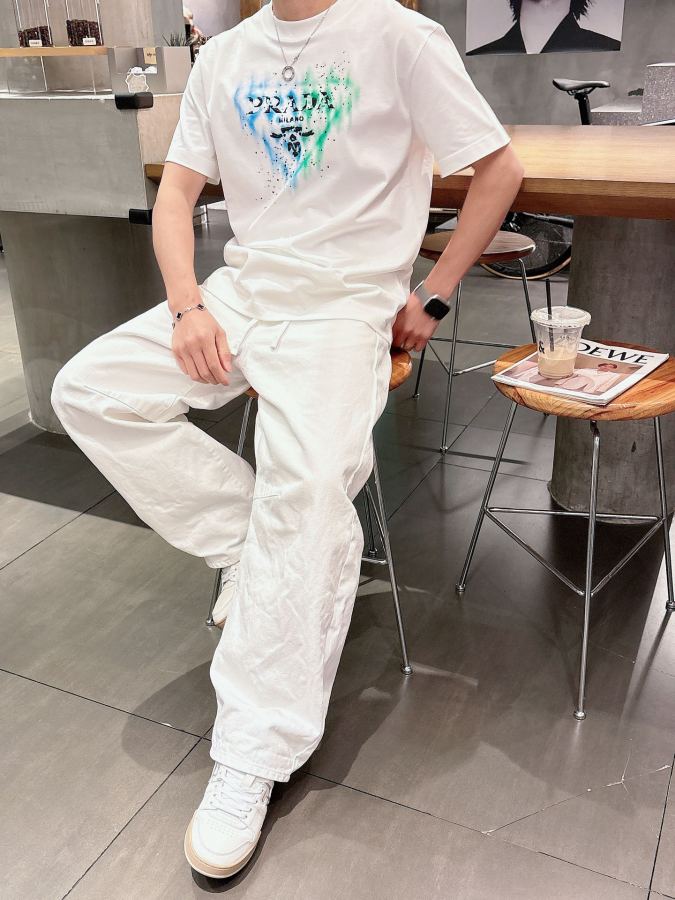 1:1 Replica Prada men Prada 2026ss New T logo. — Premium Replica — photo 11