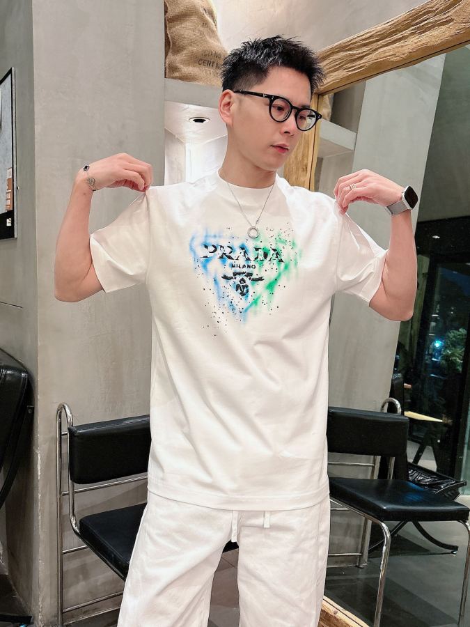 1:1 Replica Prada men Prada 2026ss New T logo. — Premium Replica — photo 4