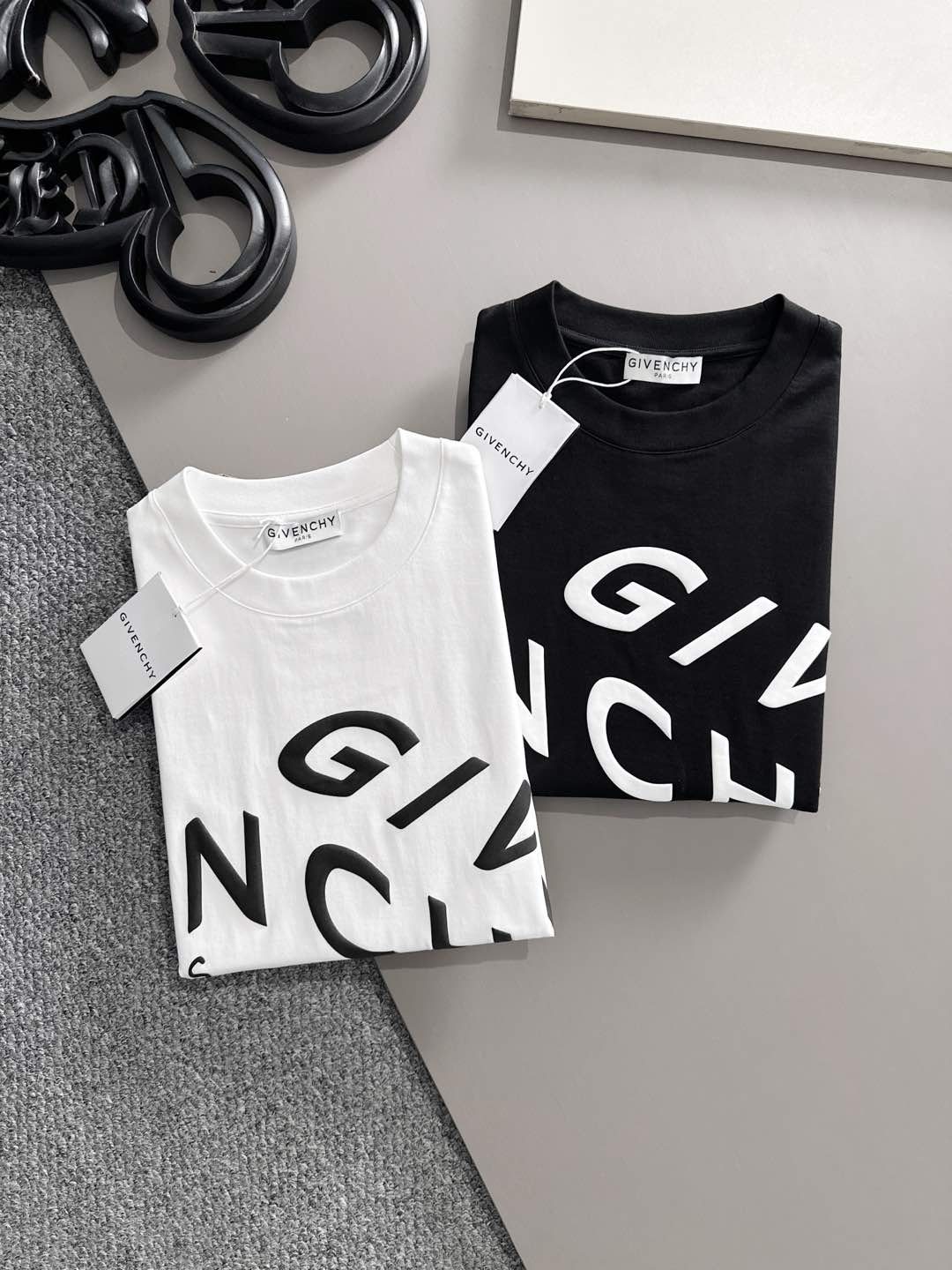 1:1 Replica GVC men T logo — AAA Quality Replica — photo 2