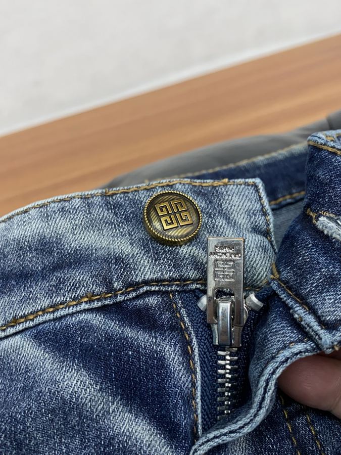 1:1 Replica GVC men ss logo 29-40 — 1:1 Replica — photo 6
