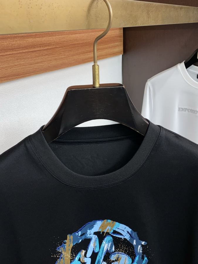 1:1 Replica moncler men SS T logo — AAA Quality Replica — photo 3