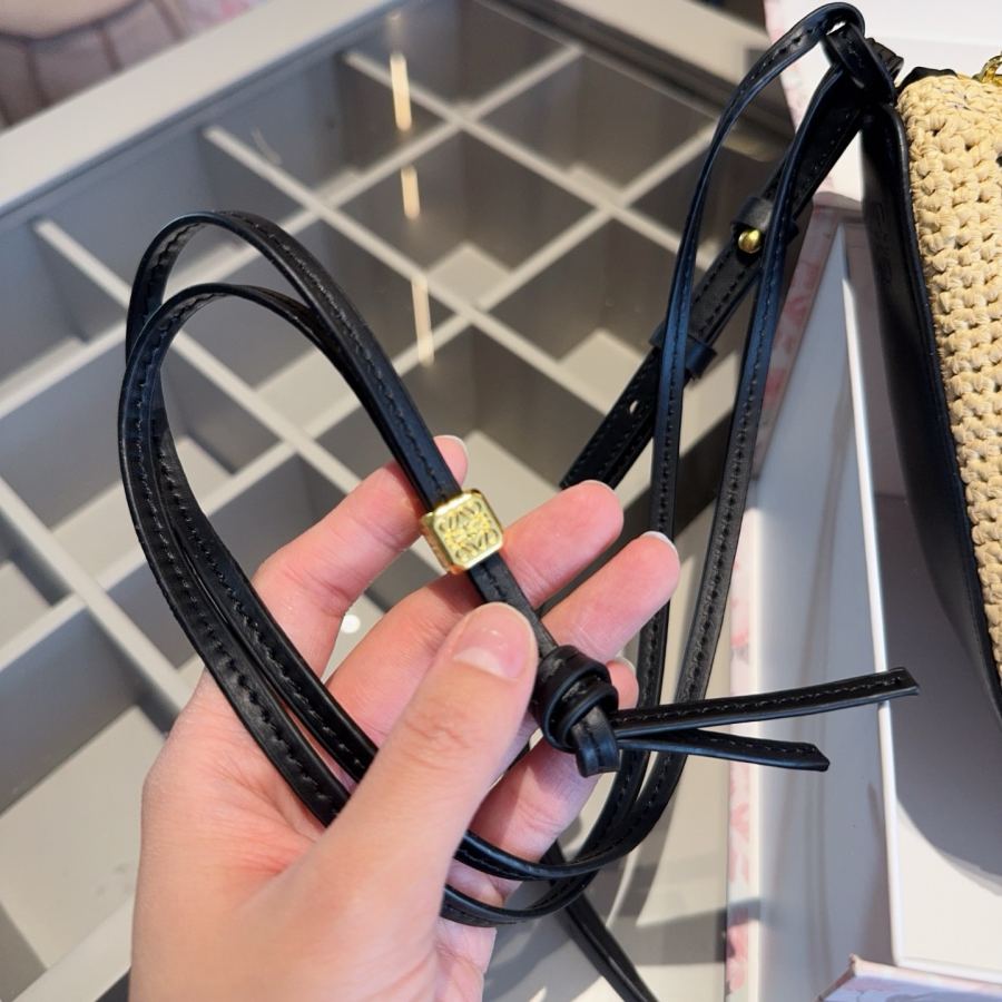 1:1 Replica LOEWE bag New Arrival — Premium Replica — photo 6