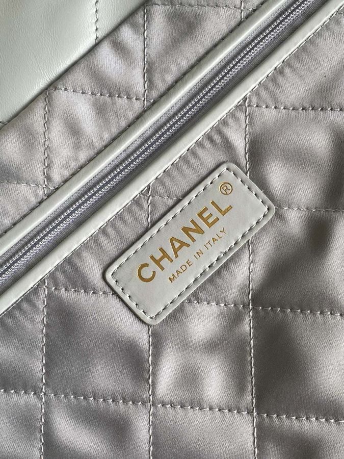 1:1 Replica Chanel bag 22 bag — Premium Replica — photo 9