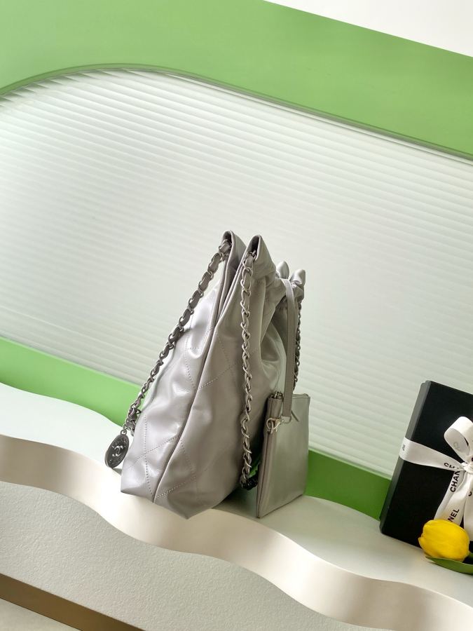 1:1 Replica Chanel bag 22 bag — AAA Quality Replica — photo 2