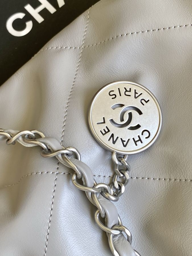 1:1 Replica Chanel bag 22 bag — AAA Quality Replica — photo 6