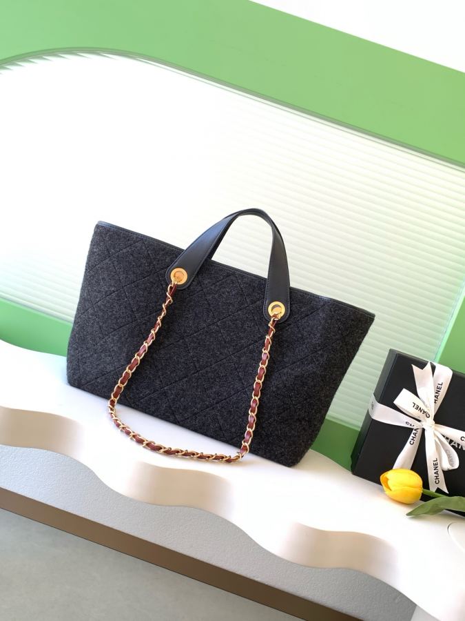 1:1 Replica Chanel bag K C Logo — 1:1 Replica — photo 3