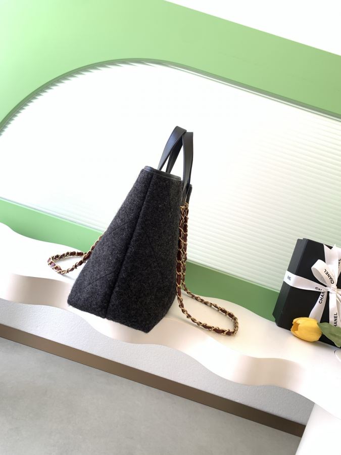 1:1 Replica Chanel bag K C Logo — 1:1 Replica — photo 2