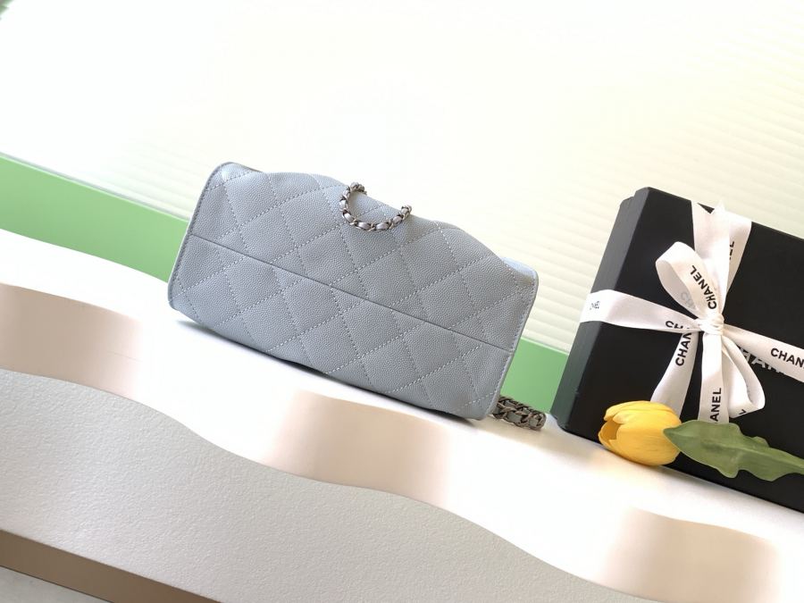 1:1 Replica Chanel bag Chanel hobo — 1:1 Replica — photo 4