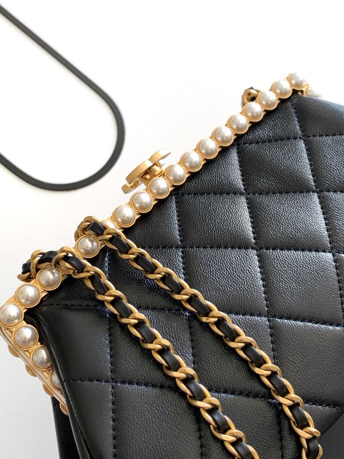1:1 Replica Chanel bag C + Series — AAA Quality Replica — photo 6
