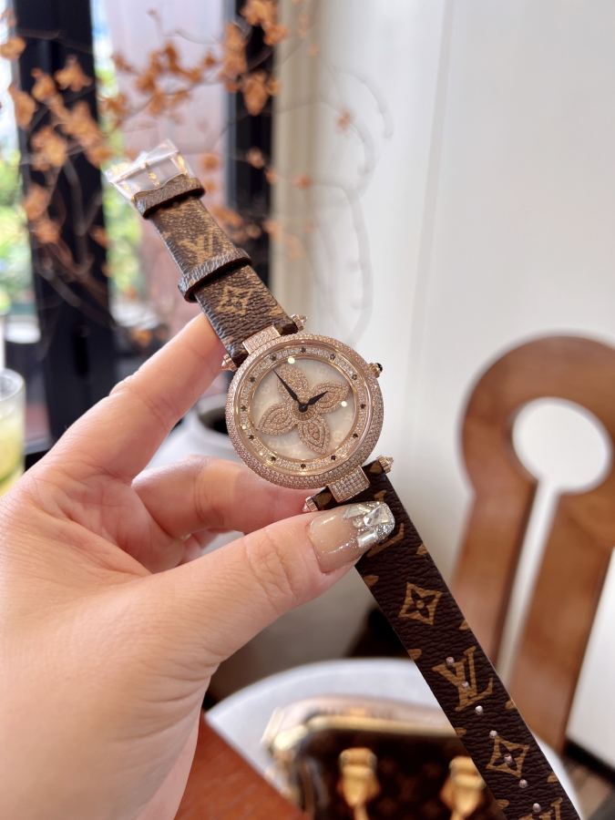 1:1 Replica Louis Vuitton Watches Same price as gold and white) — Premium Replica — photo 3