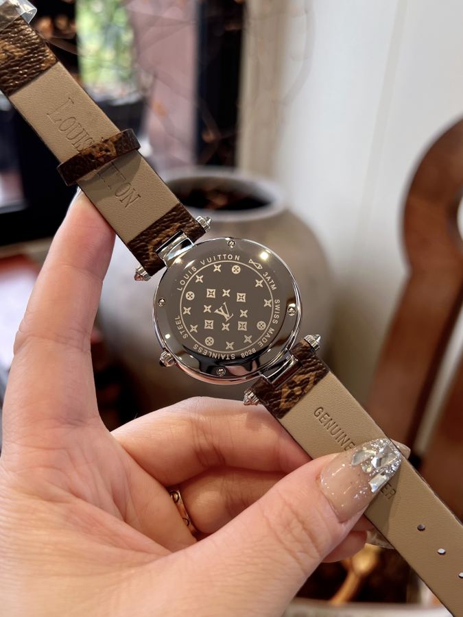 1:1 Replica Louis Vuitton Watches Same price as gold and white) — Premium Replica — photo 8