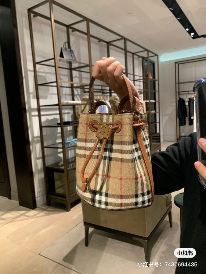 1:1 Replica Burberry bag Upper body renderings! — Premium Replica — photo 7
