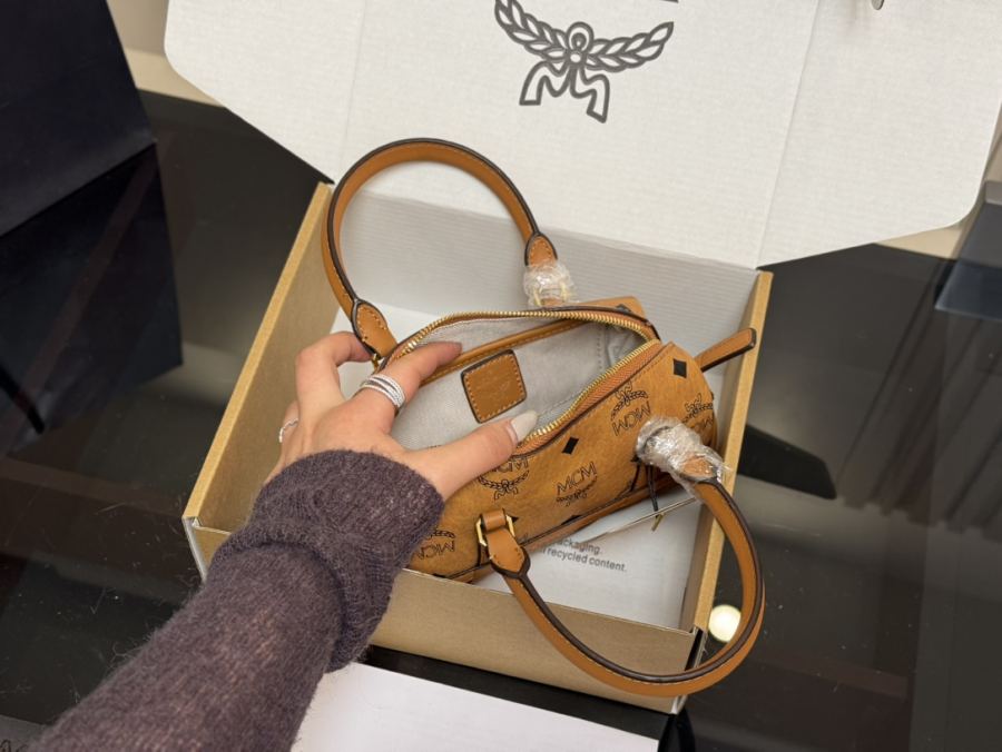 1:1 Replica MCM bag size 18*9.5cm — AAA Quality Replica — photo 4