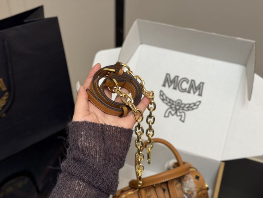 1:1 Replica MCM bag size 18*9.5cm — AAA Quality Replica — photo 3